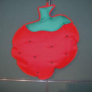 Coussin moelleux en forme de fraise