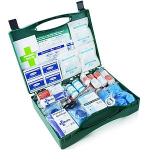 Kit pharmacie pour 12 personnes