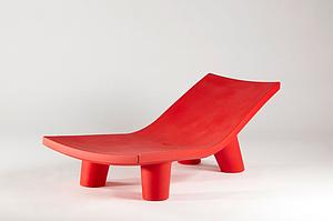 Chaise longue design mono bloc 4 pieds intérieure/extérieure