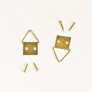 Attache triangulaire