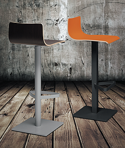Tabouret haut avec dossier assise coque bois pour intérieur