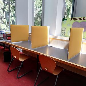 Panneau-cloison de séparation acoustique pour bureau 