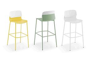 Chaise HAUTE DESIGN tout polypro avec repose-pieds